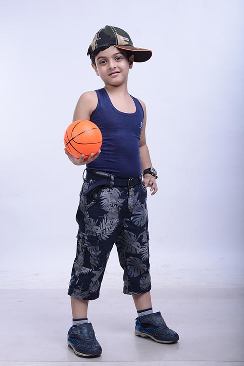 Kid’s Vests AMP_7545